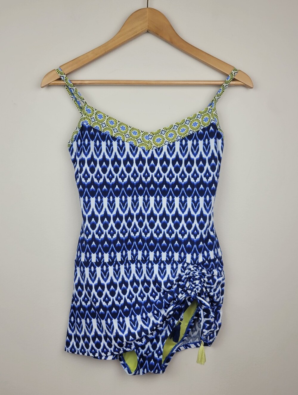 Bleu Rod Beattie Road To Morocco Ikat Swimdress Size 6 Blue One-Piece Underwire